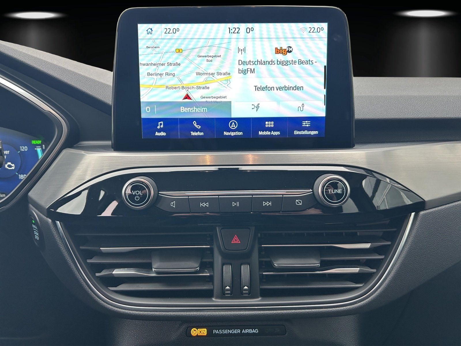 Fahrzeugabbildung Ford Kuga 2.5 Plug-in-Hybrid PHEV Titanium,AHK,Navi