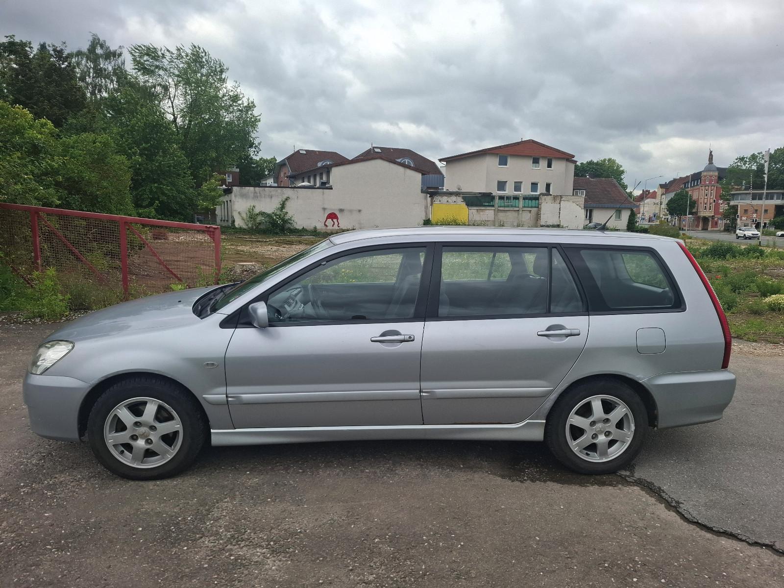 Mitsubishi Lancer 2005 — двигун 1.584 cm³, 98 HP (72kW)