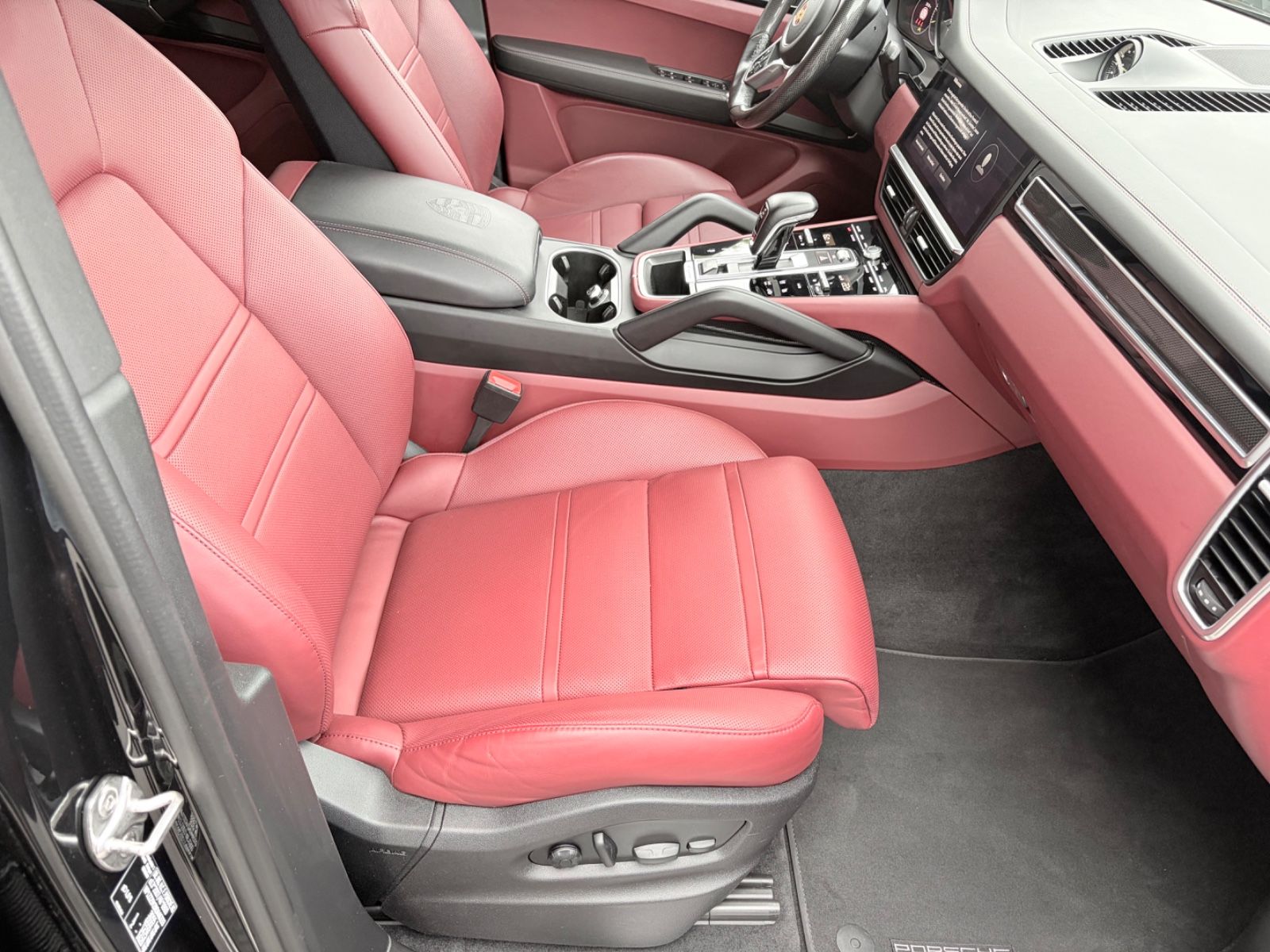 Porsche Cayenne Coupe E-Hybrid Luft/LED/ACC/22 foto 16