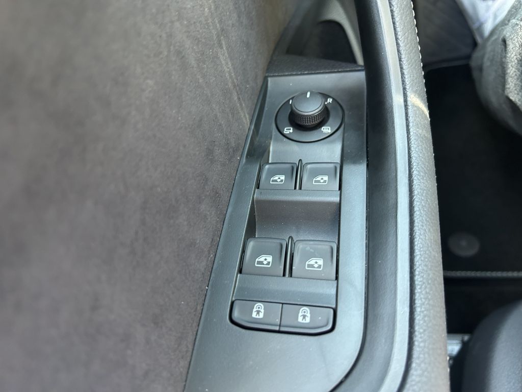 Fahrzeugabbildung SKODA Superb Combi 2.0 TDI DSG Sportline+Busin.Columbu