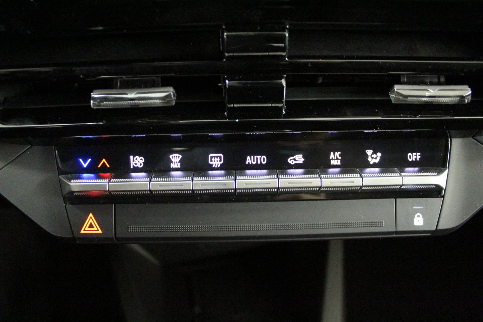 Fahrzeugabbildung Renault Clio TCe 115 Techno *Winter-Paket*Rückfahrkamera