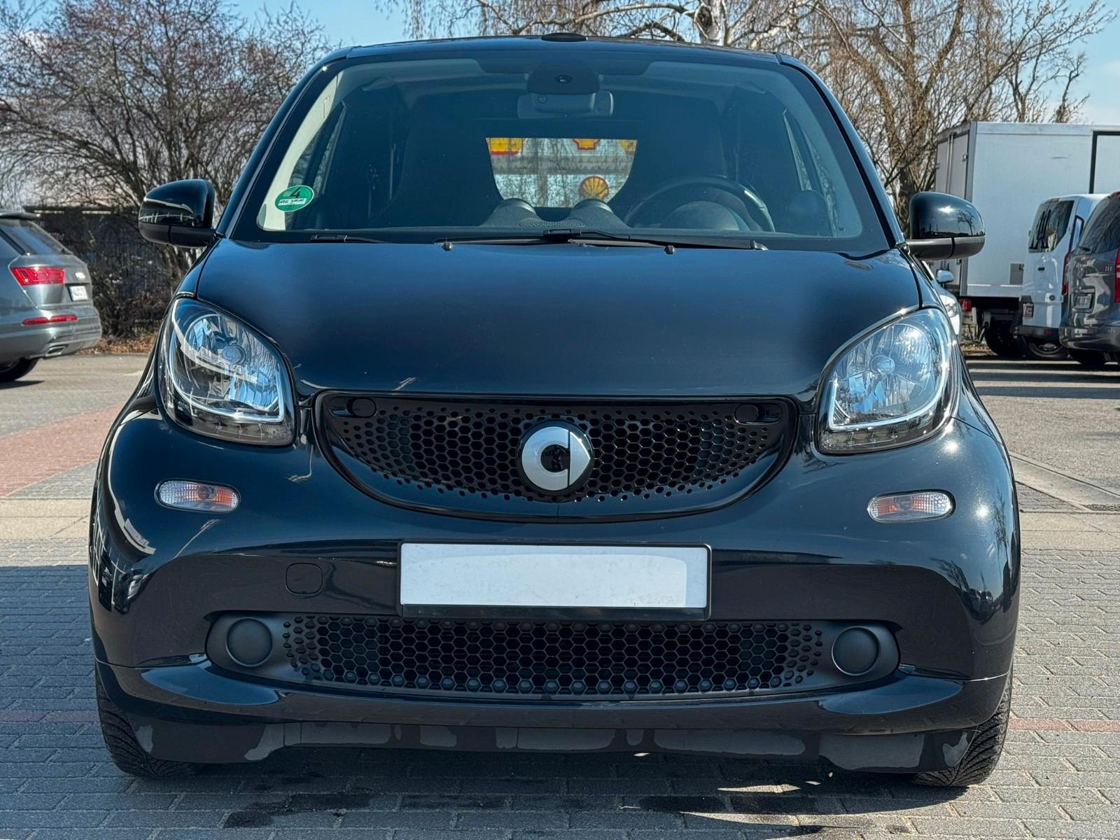 Smart ForTwo fortwo Cabrio 1.0 71PS AT*NAVI*LED*KLIMA