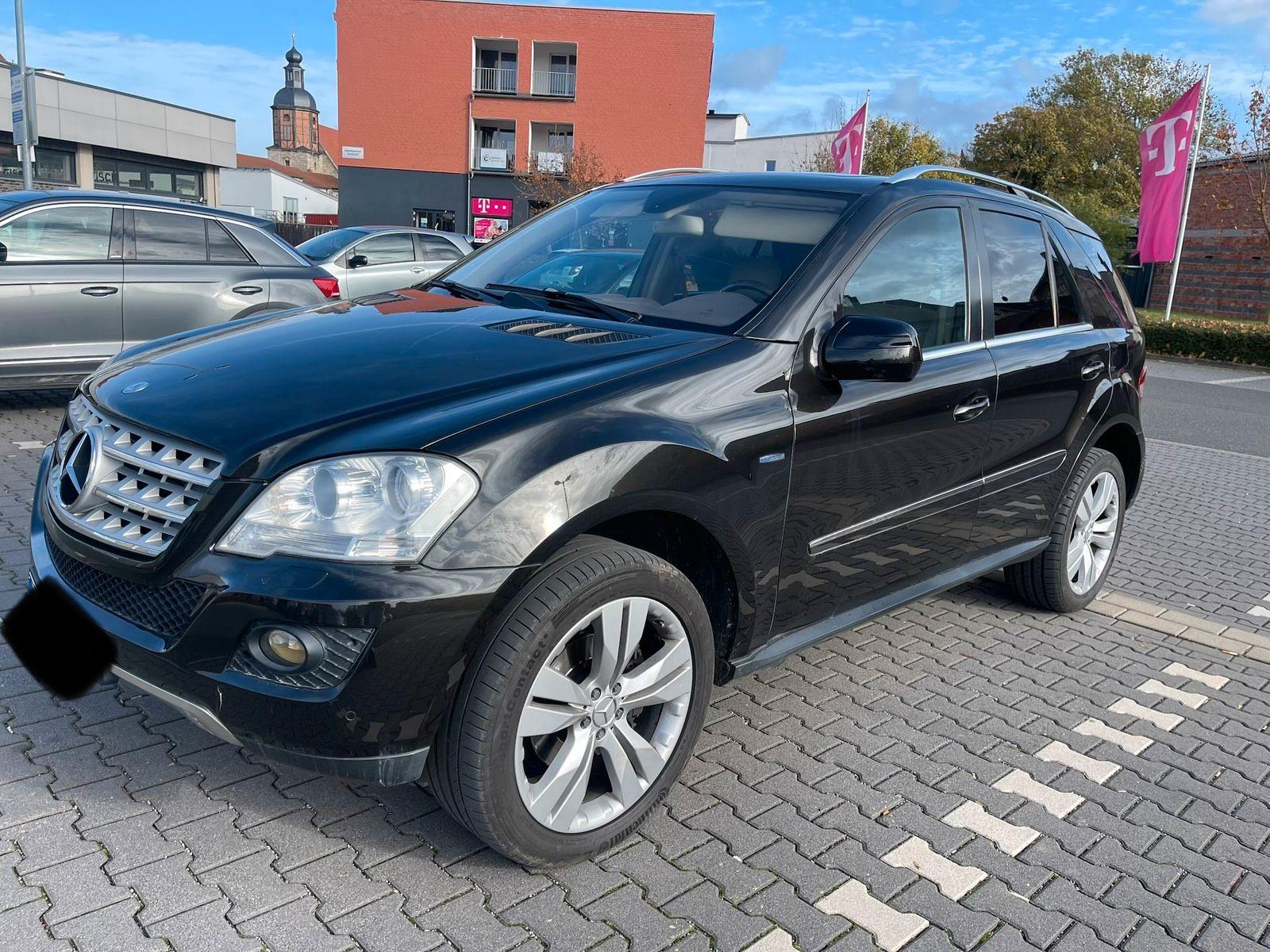 Mercedes-Benz ML 300