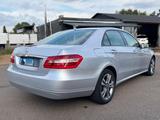Mercedes-Benz E 200 Lim. CDI BlueEfficiency - Mercedes-Benz E 200: Cdi
