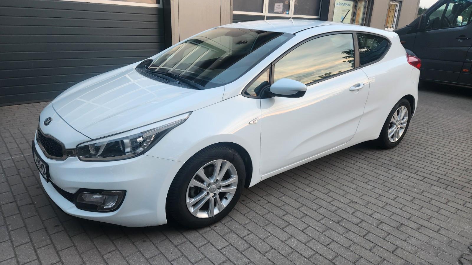 Kia ProCeed Edition 7*Emotion-Paket*HU/AU neu*1.Hand