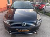 Volkswagen Passat Lim. Highline.Navi.Leder.PDC..... - Volkswagen Passat aus 2011: Highline