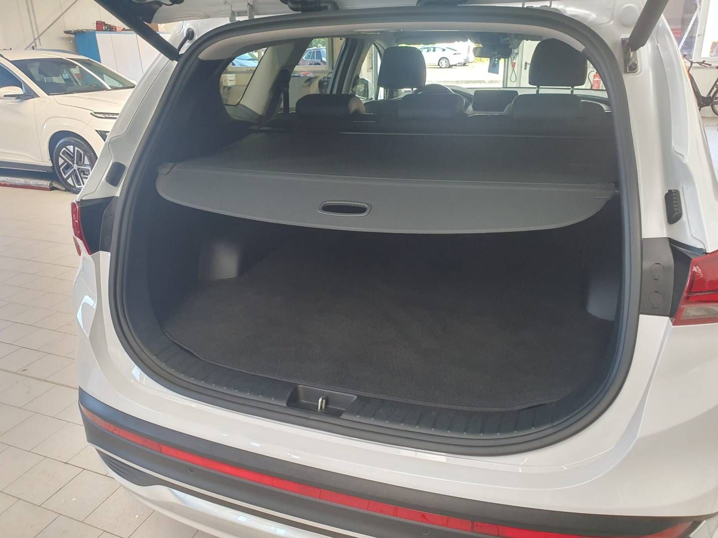 Fahrzeugabbildung Hyundai SANTA FE HEV PRIME