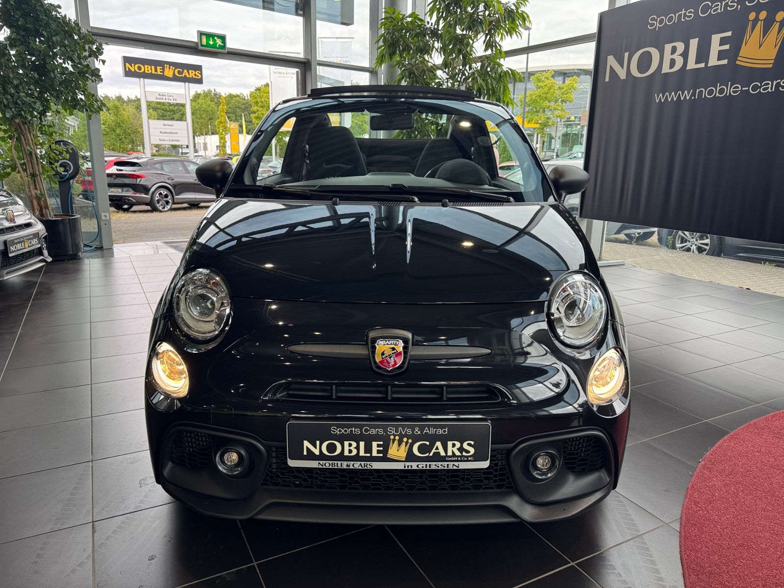 Fahrzeugabbildung Abarth 595C Competizione XENON NAVI ALU