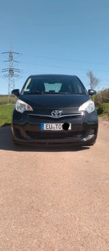 Toyota Verso-S 1,4-l-D-4D Life  - Toyota Verso-S mit Diesel-Antrieb: Kleinbus, 1.4
