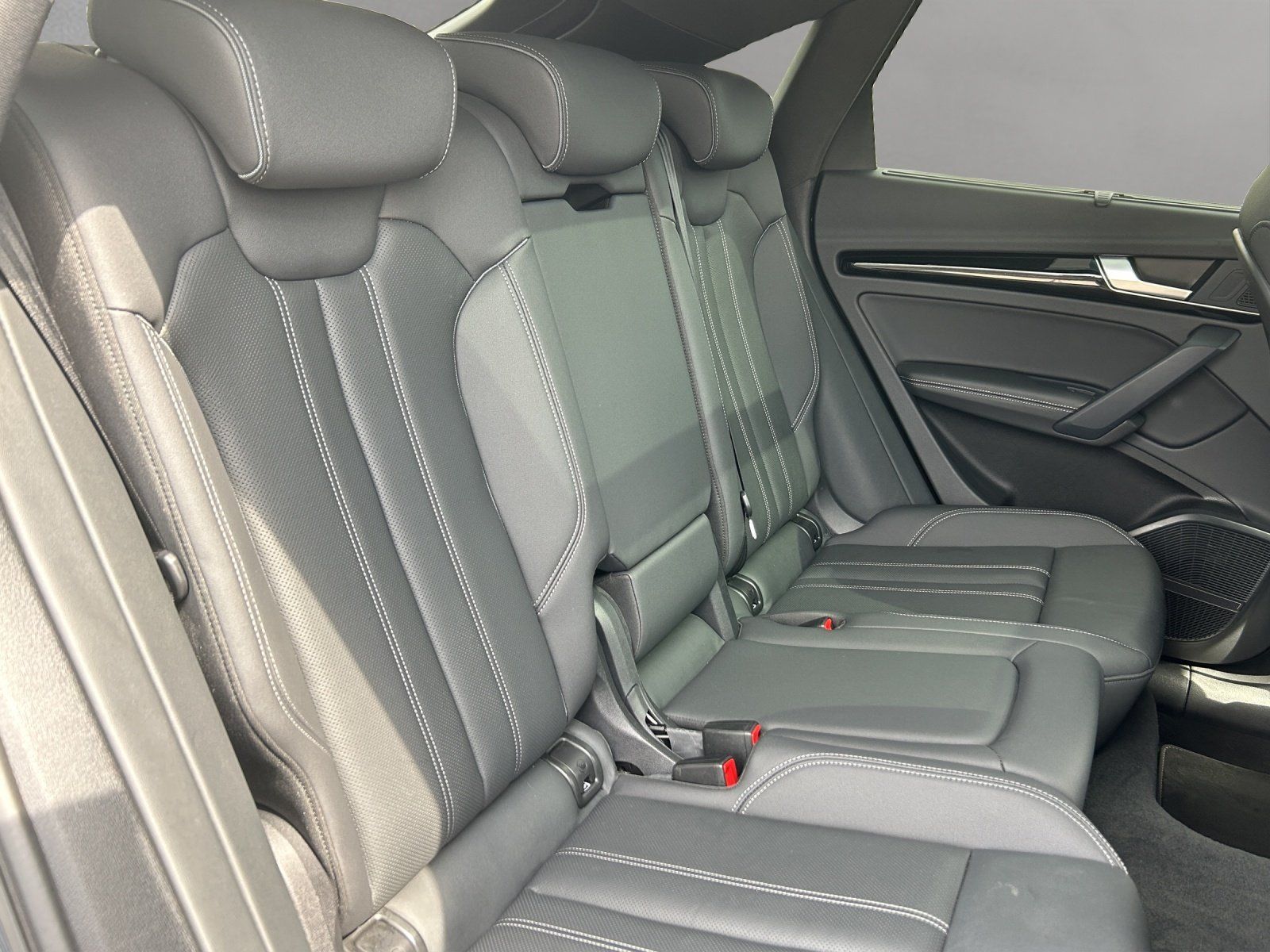 Fahrzeugabbildung Audi SQ5 Sportback 3.0 TDI quattro/PANO/AHK/B&O/ACC/