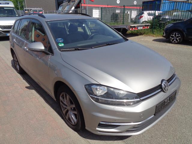 Volkswagen Golf 1.0 TSI OPF Comfortline Variant