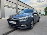 Hyundai i20 | 1.4 | Scheckheft | Sitzheizung