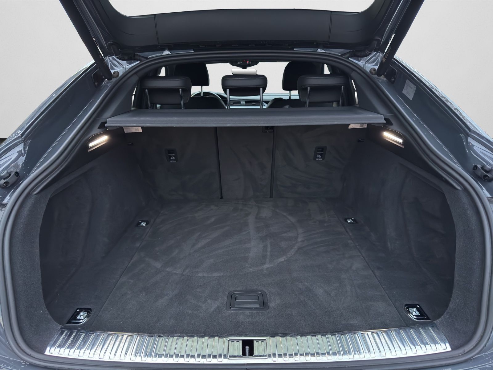 Audi Q8 e-tron - Bild 16