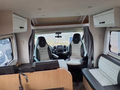 Sunlight T 67 Adventure Edition, Einzelbetten und Hubbett