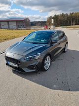Ford Focus 2,3 EcoBoost ST Styling-Paket  - Ford Focus: St3