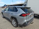 Toyota RAV4 Hybrid 4x2 - Toyota RAV 4 Unfallwagen
