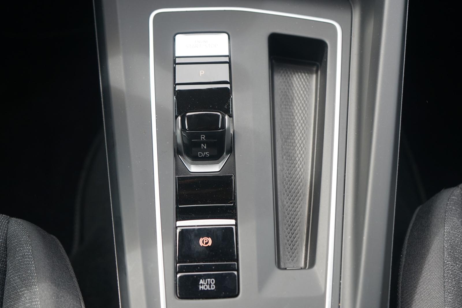 Volkswagen Golf VIII Variant 1.5 eTSI DSG LED Navi ACC PDC, миниатюра 12