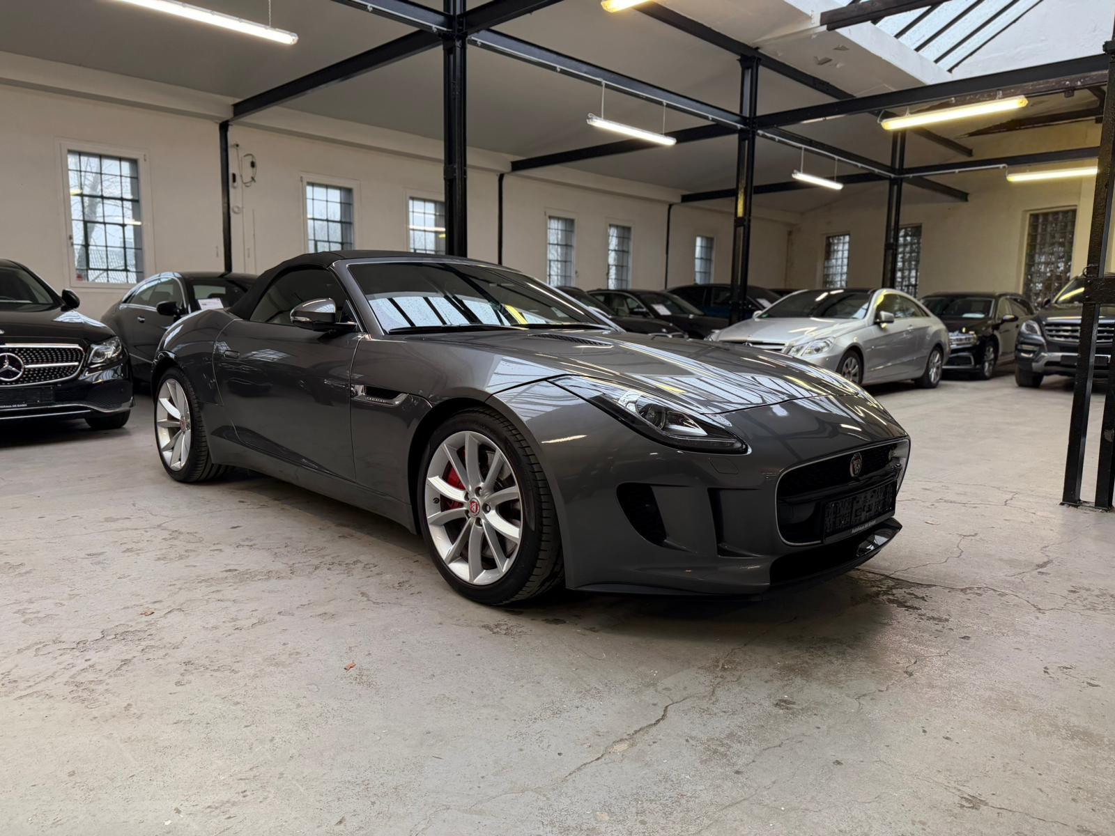 Jaguar F-Type S Cabriolet *SCHALE*MEMORY*180°*KLAPPE*