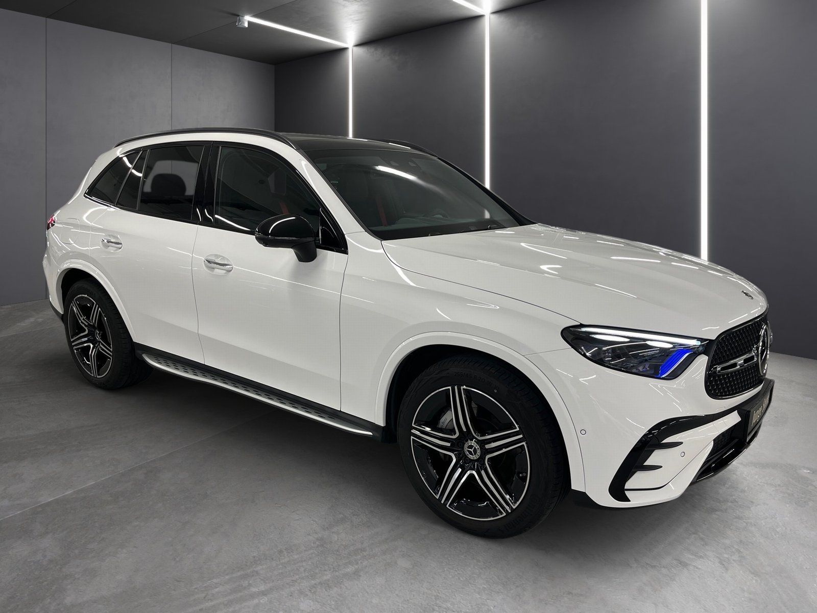 Fahrzeugabbildung Mercedes-Benz GLC 450 d 4M AMG Plus*STHZG*Pano*HUD*Distro*20"*