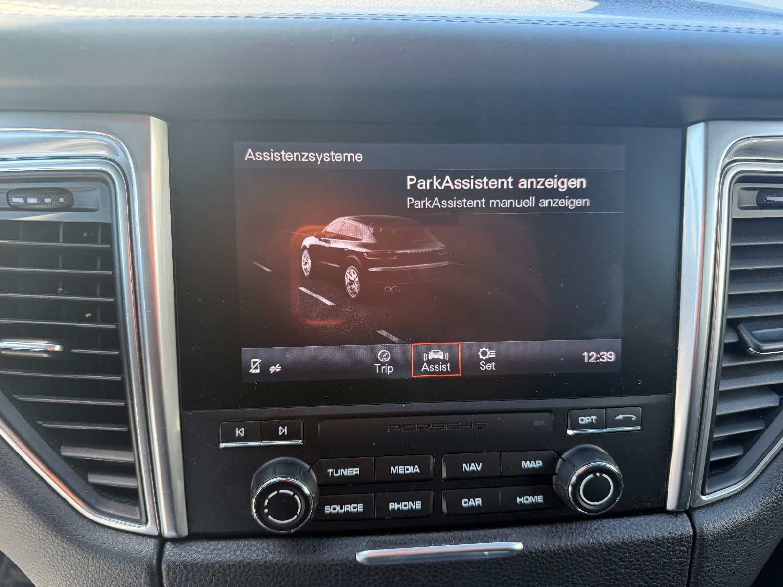 Fahrzeugabbildung Porsche Macan S Diesel/PANO/APPLE/NAVI/PDC/TEMPOMAT/SHZ