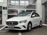 Mercedes-Benz B 200 AUT/PANO/DISTRONIC/SHZ/NAVI - Mercedes-Benz B 200 in Braunschweig
