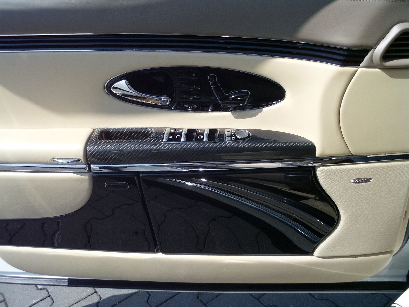 Fahrzeugabbildung Maybach 57 S Modell Facelift 2011