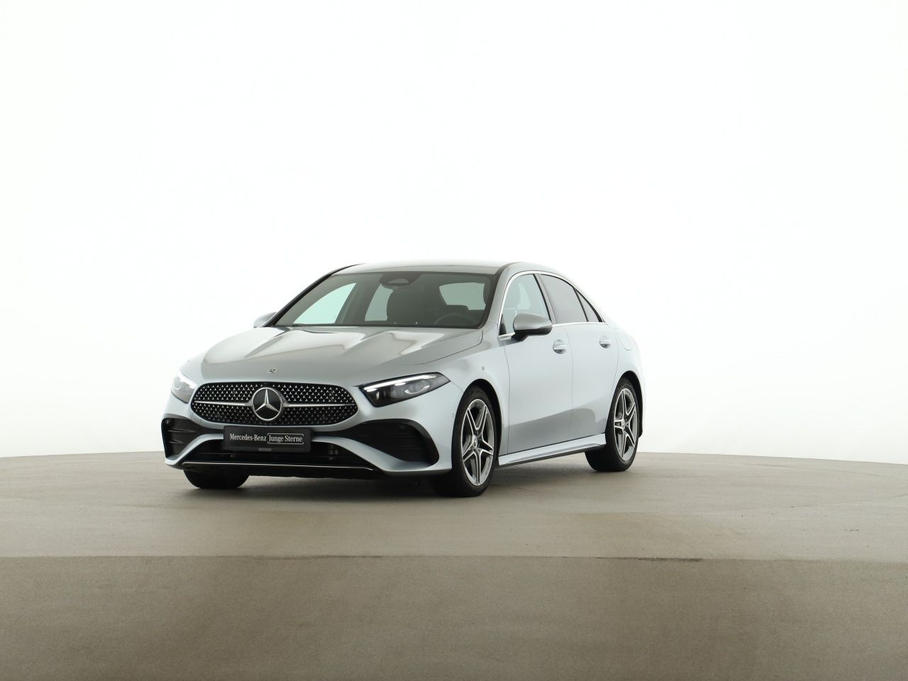 Mercedes-Benz A 200 d Limousine AMG MBUX Distronic Kamera LED foto 2