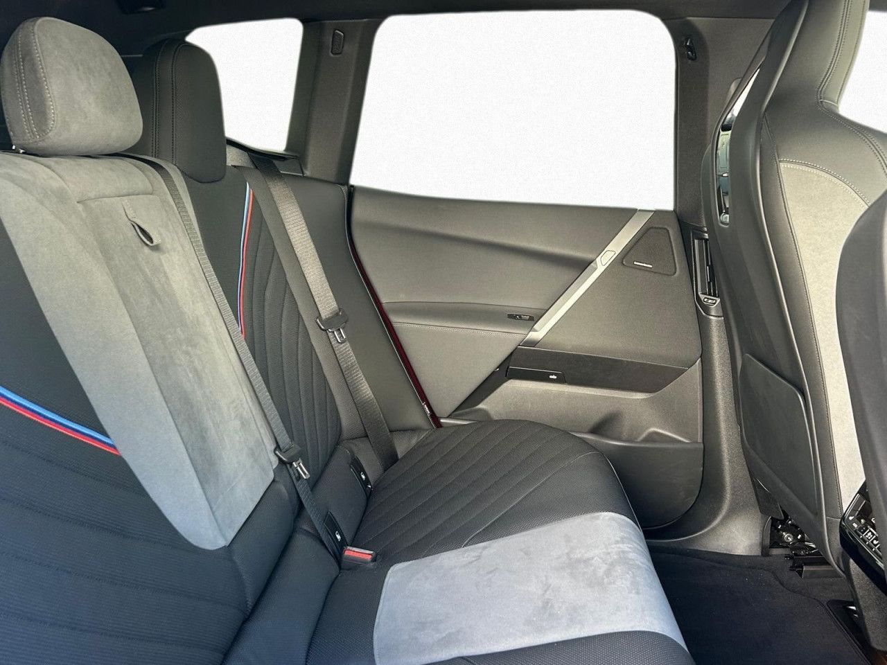 BMW iX - Bild 14
