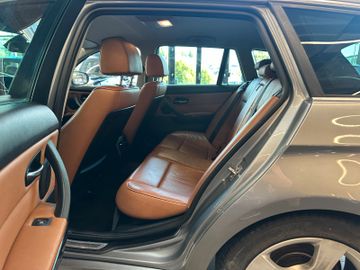 MYAUTOCENTER – Gebraucht- und Jahreswagen mit Werkstattservice in Pfaffenhofen BMW 316 *TEMPO*NAVI*KLIMAAUTO*PDC*VOLL-LEDER*