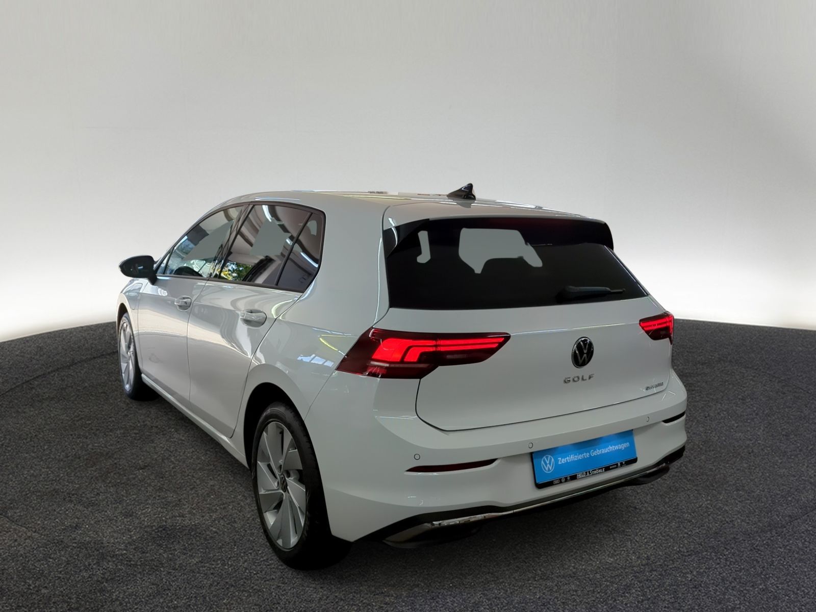 Volkswagen Golf 8 ENERGY eHybrid DSG NAV AHK KAM 17 IDA SHZ foto 3