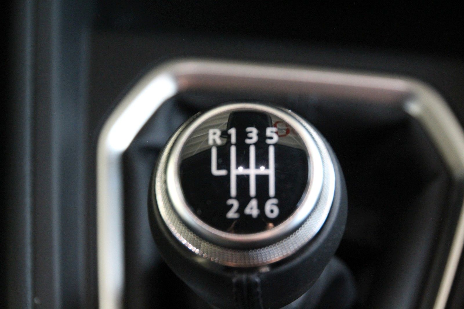 Fahrzeugabbildung Mitsubishi Colt Edition LED*DAB*SHZ*KAMERA