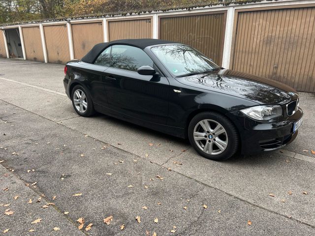 BMW 120i Cabrio Leder/ACC/SHZ