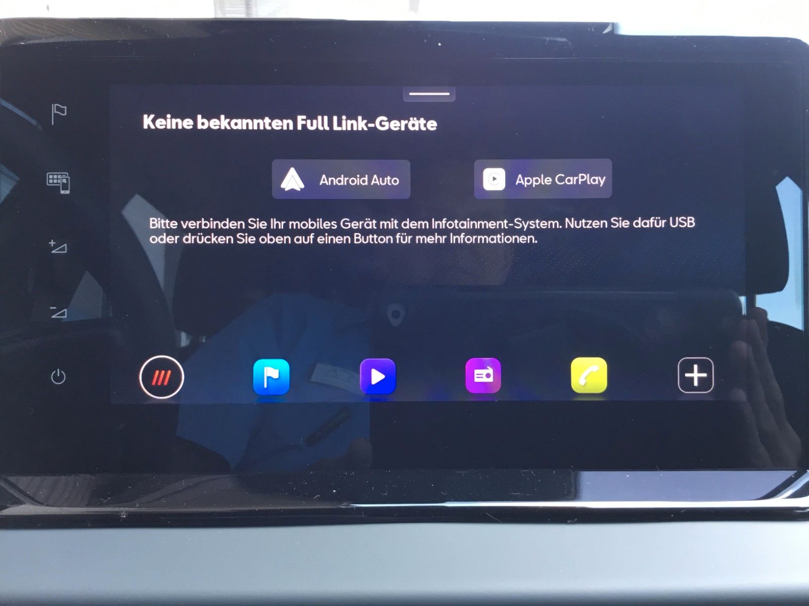 Fahrzeugabbildung SEAT Arona 1.0 TSI Style DSG+AHK+ACC+Navi+Kamera