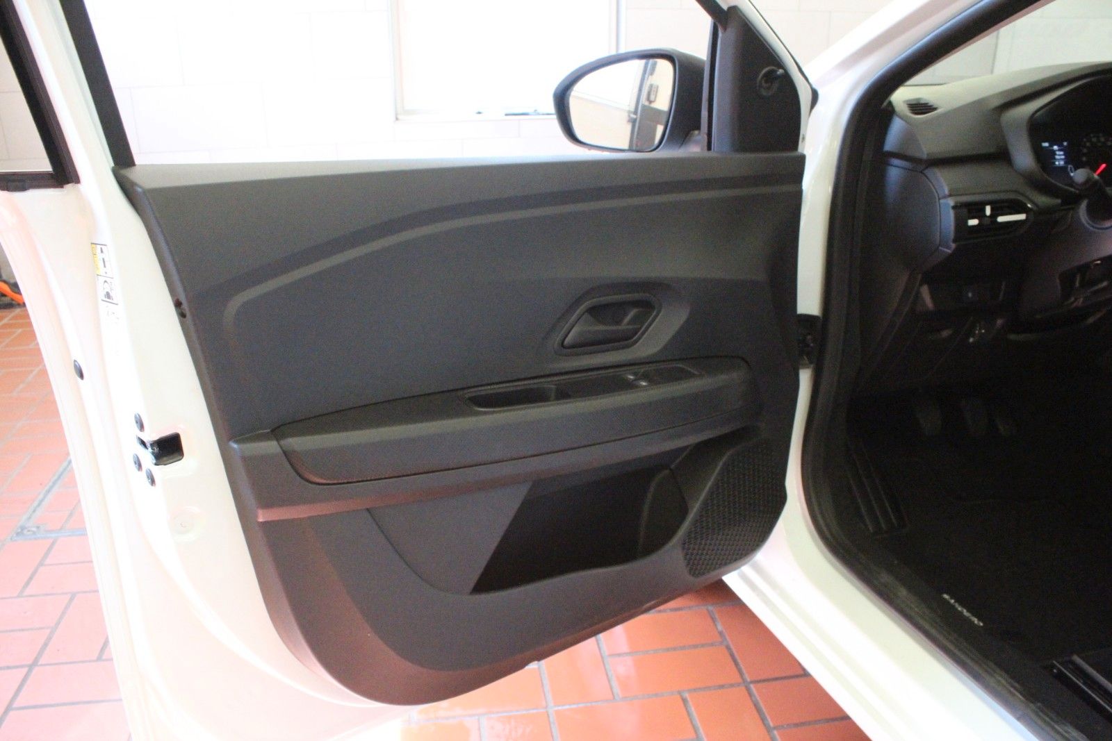 Fahrzeugabbildung Dacia Sandero SCe 65 Essential*Klima*Media Display*