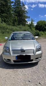 Toyota Avensis 2.4 - gebrauchte Toyota Avensis aus dem Jahr 2004