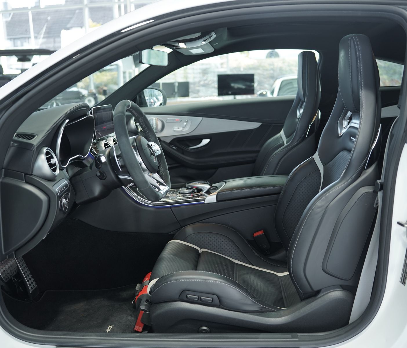 Mercedes Benz C 63 Amg