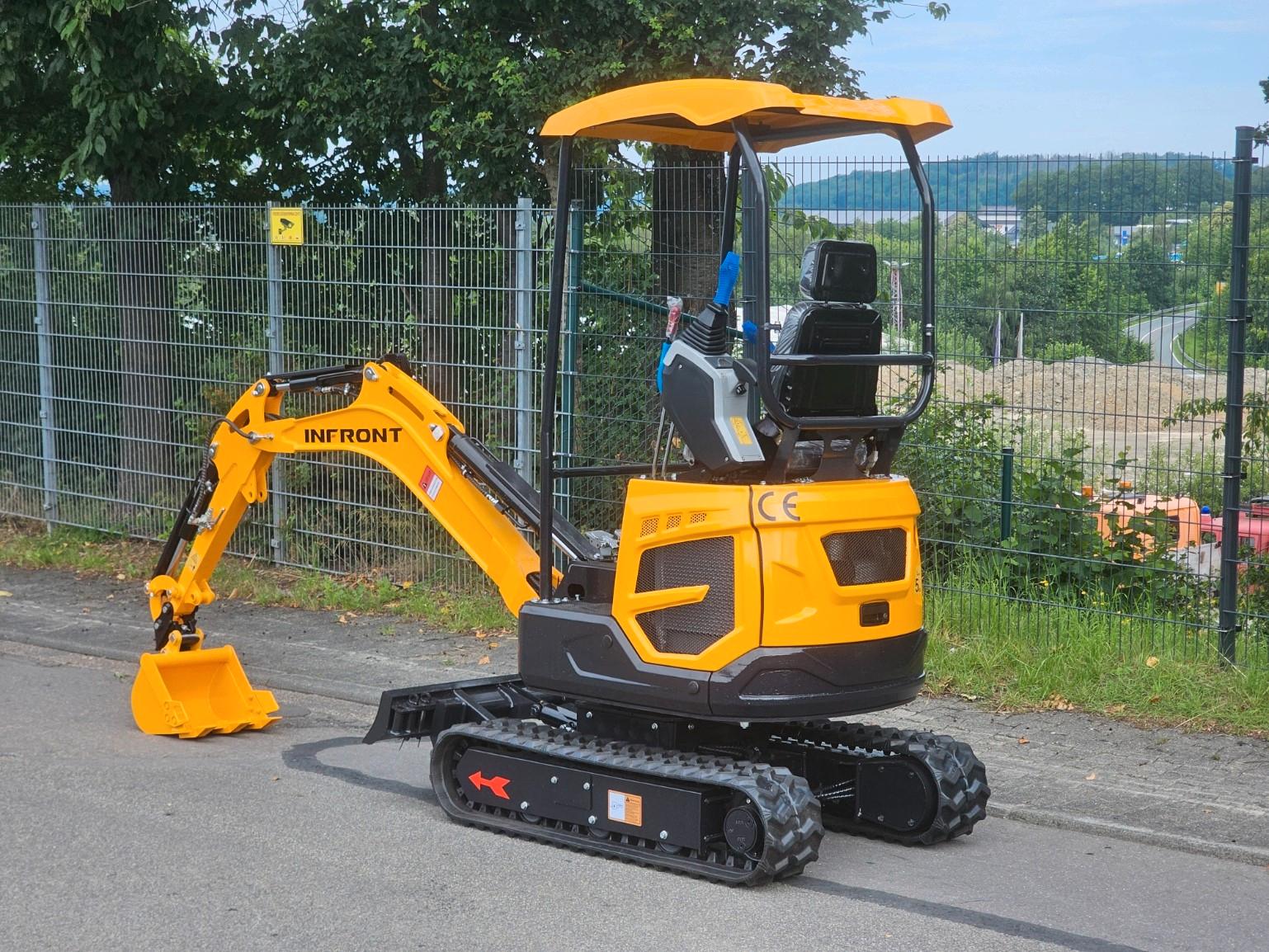 Andere Minibagger 3 Zylinder Diesel 1280 kg Joystickst.