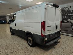 Fahrzeugabbildung Iveco Daily Kasten Ka 35 S V Radstand 3000