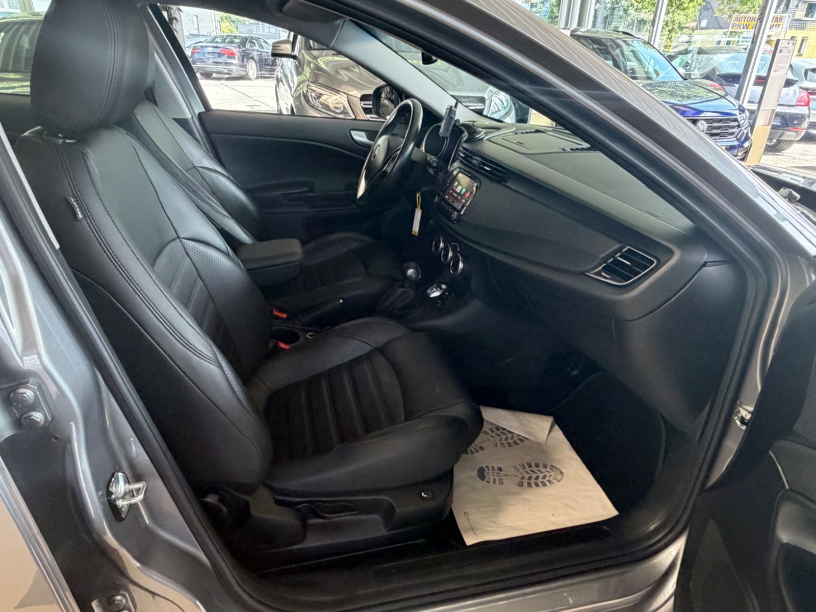 Fahrzeugabbildung Alfa Romeo Giulietta Super *RÜCKFAHRKAMERA*