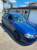 Nissan Almera - Nissan Almera aus 2003