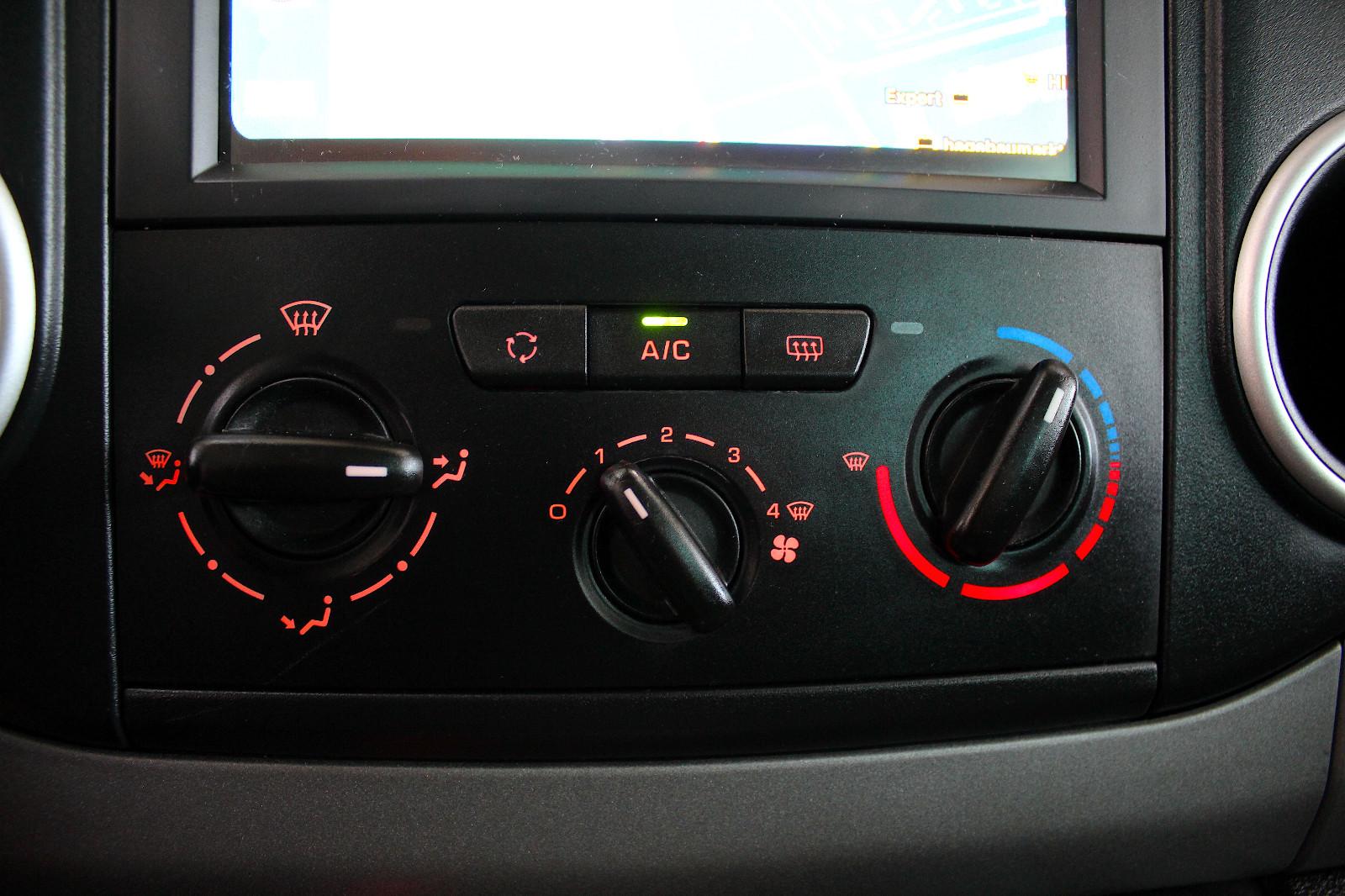 Citroën Berlingo VTi 120 Multispace *PANO*NAVI*MODUTOP*