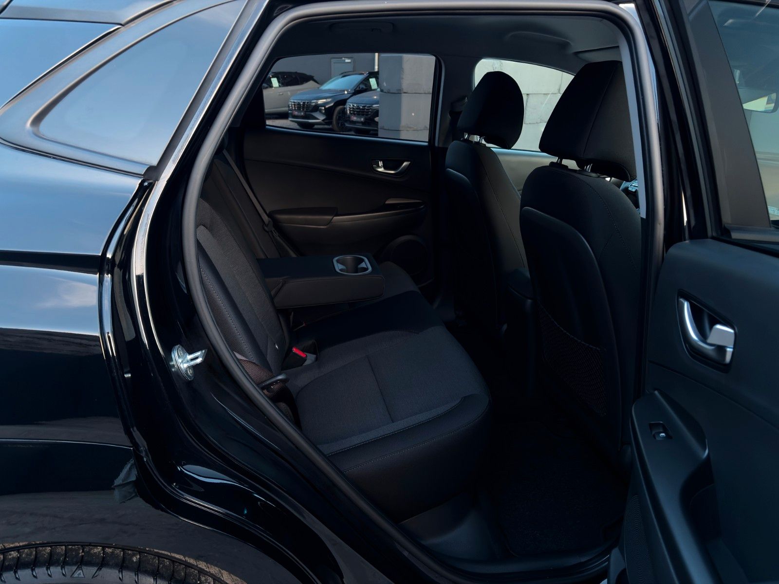 Fahrzeugabbildung Hyundai Kona Edition 30+ Elektro 2WD CarPlay LKA PDC LFA