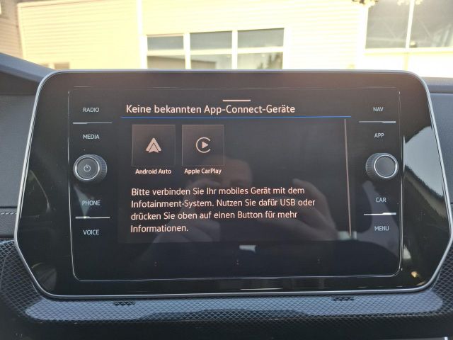 T-CROSS 1.5 TSI DSG R-LINE IQ.LIGHT+APP+NAVI+CAM