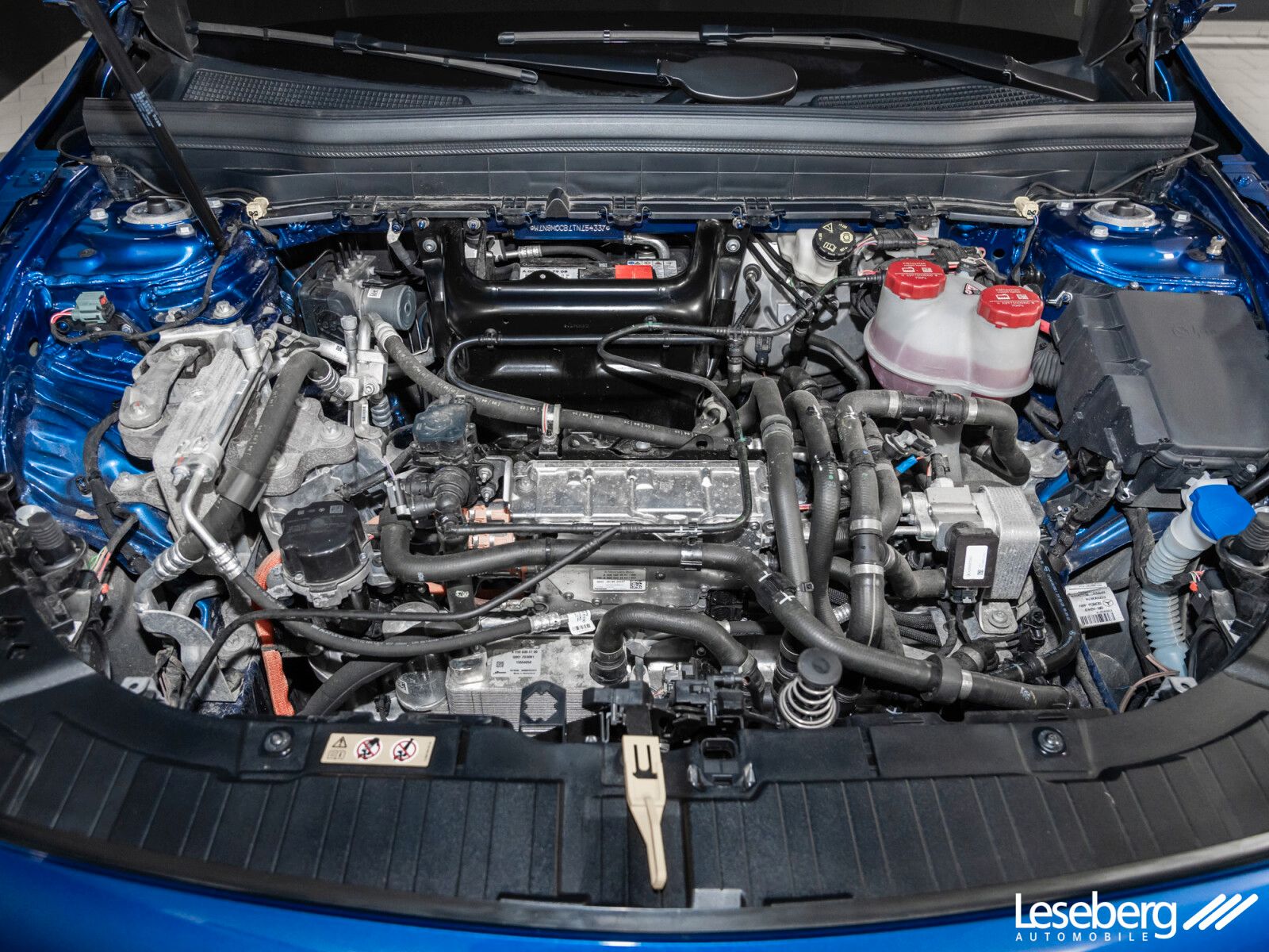 Mercedes-Benz EQB 250 Progressive Advanced LED Pano 360° DAB foto 8