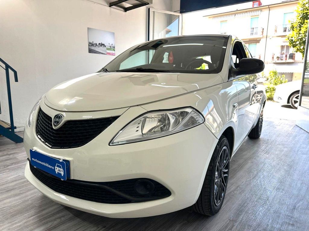 Image of Lancia Ypsilon