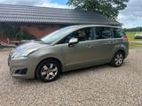 Peugeot 5008 1.6 Active BlueHDi - Peugeot 5008 Active mit Diesel-Antrieb