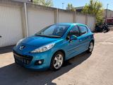 Peugeot 207 Premium Automatik PDC Teilleder 82TKM 2.Hand - Peugeot 207: Blau