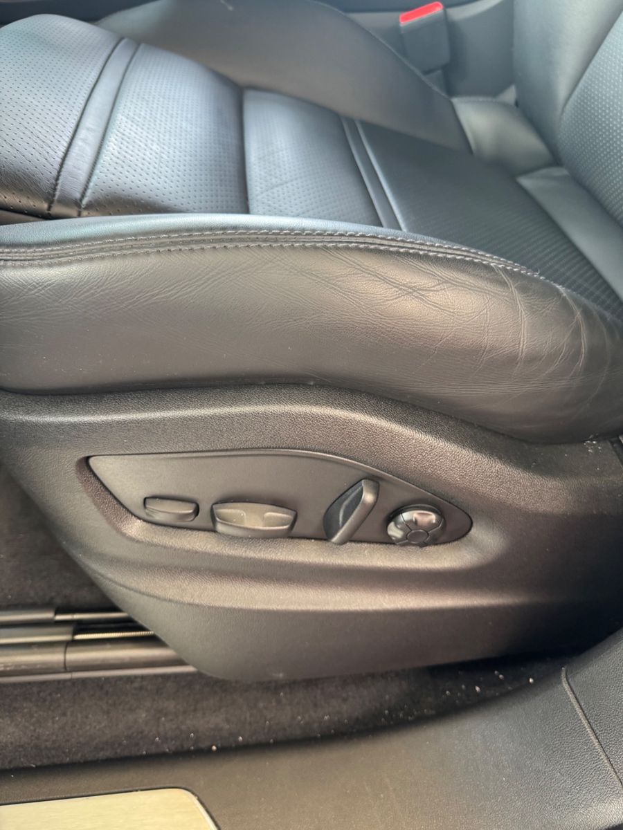 Fahrzeugabbildung Porsche Cayenne E-Hybrid/Innodrive/Panodach/