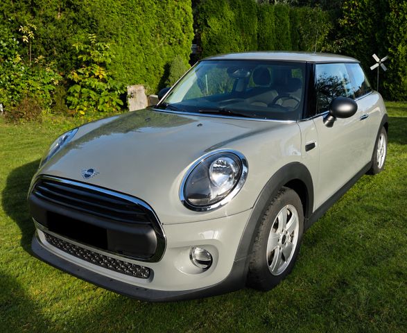 MINI ONE_FIRST