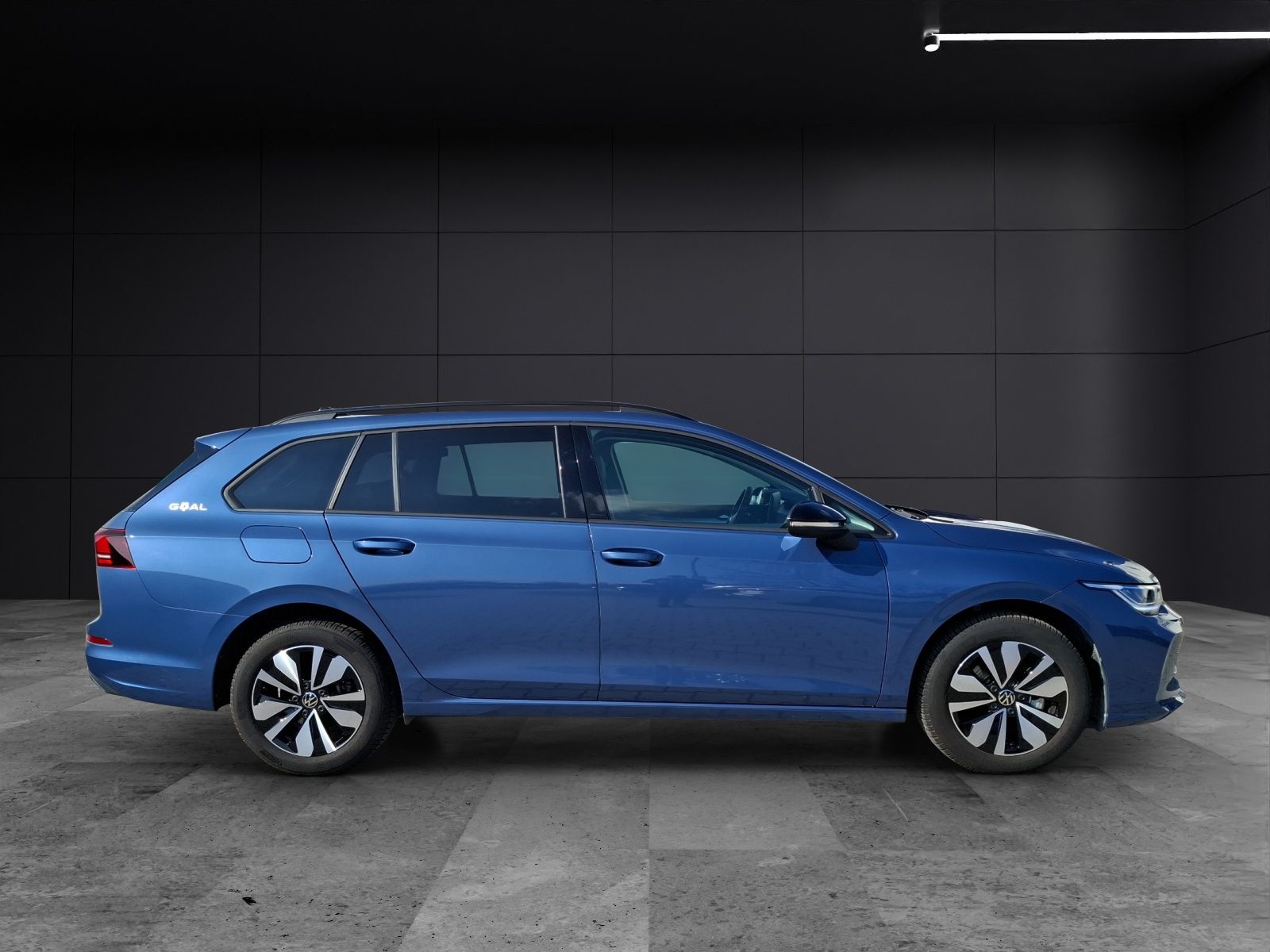 Fahrzeugabbildung Volkswagen Golf VIII Variant TSI Goal Standhzg. LED CarPlay